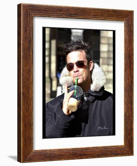 Singer Robbie Williams Pictured in Edinburgh, March 2002-null-Framed Photographic Print