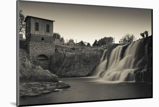 Sioux Falls Park at Dusk, Sioux Falls, South Dakota, USA-Walter Bibikow-Mounted Photographic Print