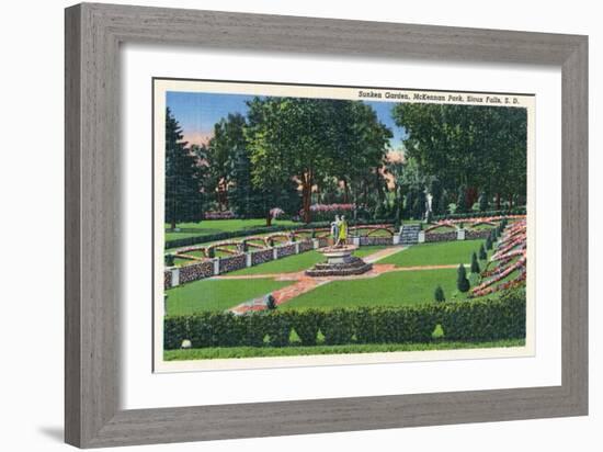 Sioux Falls, South Dakota, McKennan Park View of the Sunken Gardens-Lantern Press-Framed Art Print