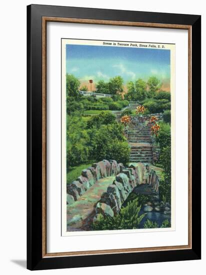 Sioux Falls, South Dakota, Scenic View in Terrace Park-Lantern Press-Framed Art Print