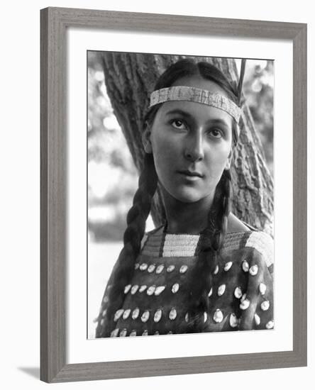 Sioux Woman, C1907-Edward S. Curtis-Framed Photographic Print