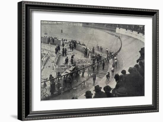 Six Day Race, Paris, 1927-French Photographer-Framed Photographic Print