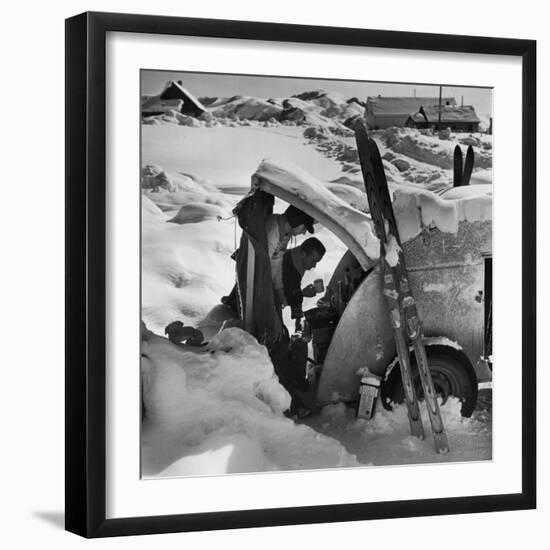 Ski Bum Bob Lombard Pouring Coffee from the Back of His Trailer-Loomis Dean-Framed Photographic Print