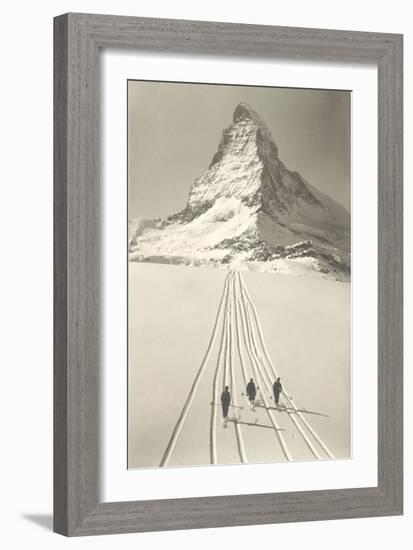 Skiers Leaving Matterhorn-null-Framed Art Print