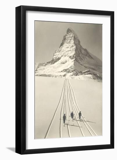 Skiers Leaving Matterhorn-null-Framed Art Print