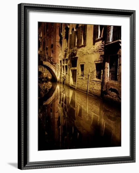 Skipworks-Tim Kahane-Framed Photographic Print