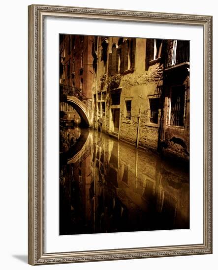 Skipworks-Tim Kahane-Framed Photographic Print