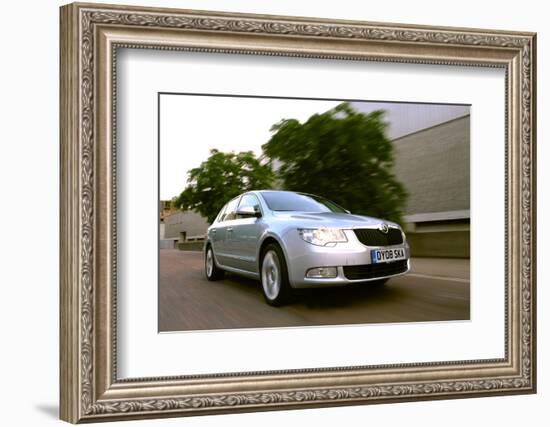 Skoda SUPERB 2008-Simon Clay-Framed Photographic Print