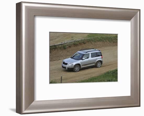 Skoda Yeti 2009-Simon Clay-Framed Photographic Print