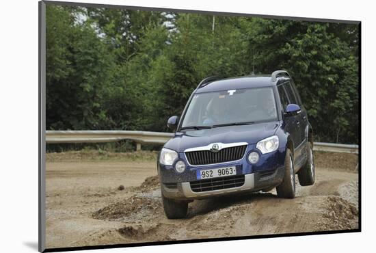 Skoda Yeti 2009-Simon Clay-Mounted Photographic Print