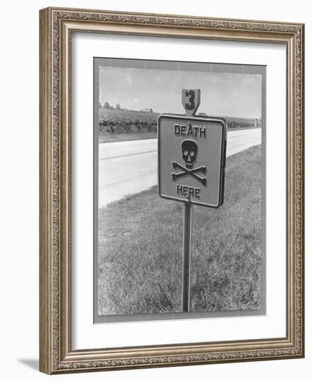 Skull and Crossbones Surrounded by the Words "Death Here" marking fatal car accident-Alfred Eisenstaedt-Framed Photographic Print