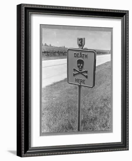 Skull and Crossbones Surrounded by the Words "Death Here" marking fatal car accident-Alfred Eisenstaedt-Framed Photographic Print