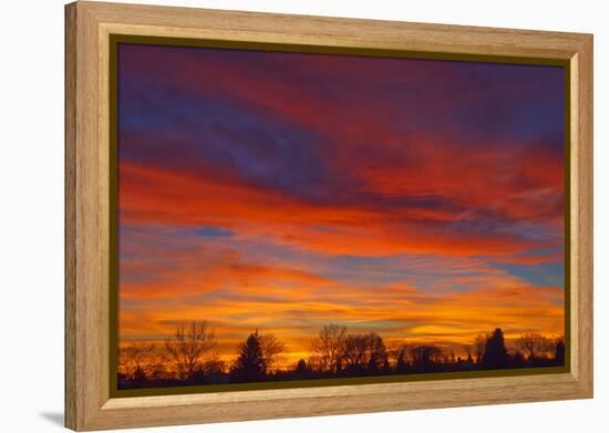 Sky at sunset, Winnipeg, Manitoba, Canada.-Mike Grandmaison-Framed Premier Image Canvas