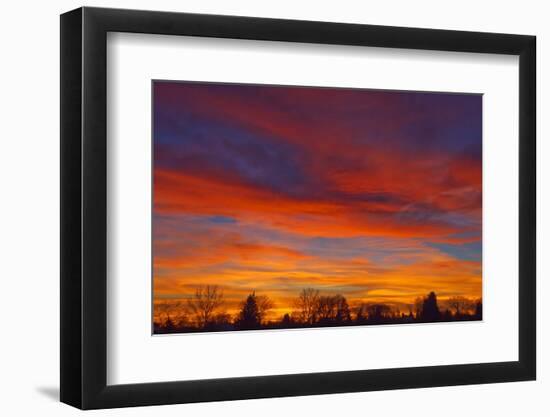 Sky at sunset, Winnipeg, Manitoba, Canada.-Mike Grandmaison-Framed Photographic Print