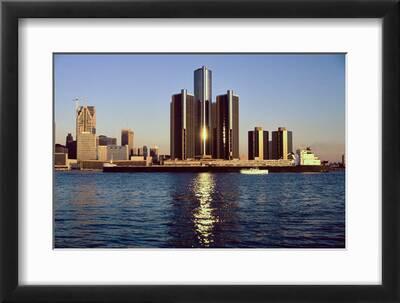 Minimalist Detroit Cityscape Wall Décor - Modern Travel Artwork