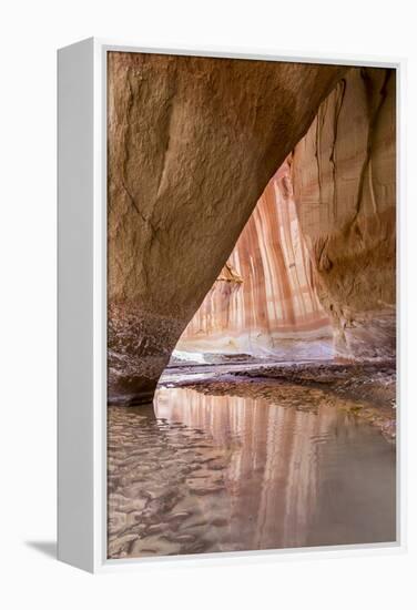 Slide Arch in Paria Canyon, Vermillion Cliffs Wilderness, Utah-Howie Garber-Framed Premier Image Canvas