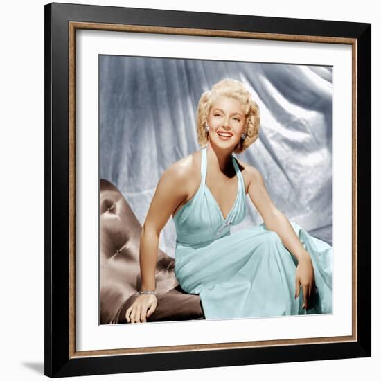 SLIGHTLY DANGEROUS, Lana Turner, 1943-null-Framed Photo