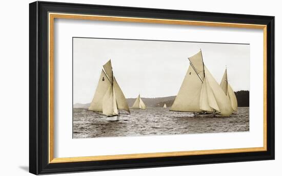 Sloops racing, 1926-null-Framed Giclee Print