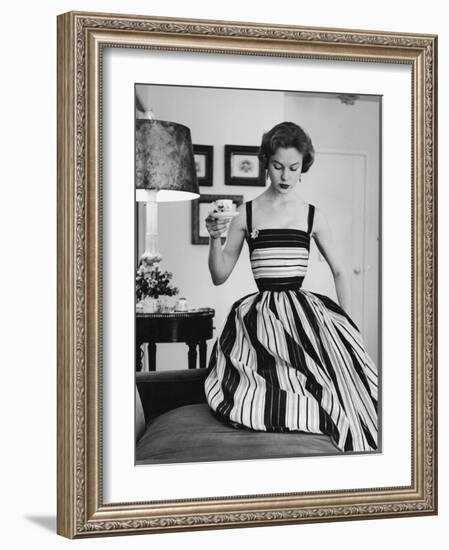 Small Bag Wardrobe Fashion-Gordon Parks-Framed Photographic Print