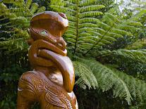 Maori Wood Carving, Ships Cove, Marlborough Sounds, South Island, New Zealand, Pacific-Smith Don-Photographic Print