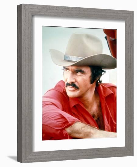 Smokey and the Bandit, Burt Reynolds, 1977-null-Framed Photo