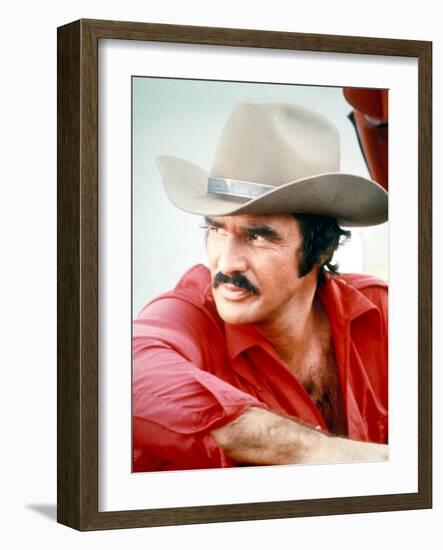 Smokey and the Bandit, Burt Reynolds, 1977-null-Framed Photo