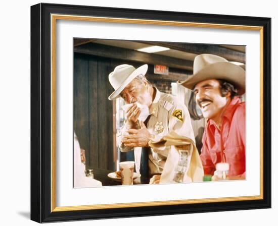 Smokey And The Bandit, Jackie Gleason, Burt Reynolds, 1977-null-Framed Photo