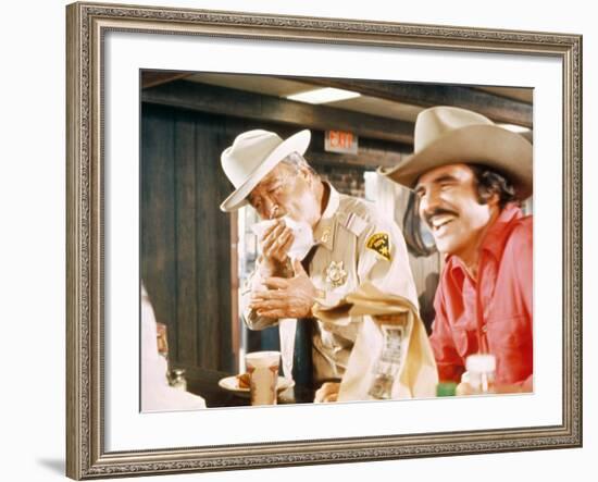 Smokey And The Bandit, Jackie Gleason, Burt Reynolds, 1977-null-Framed Photo