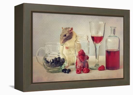 Snoozy Loves to Eat-Ellen Van Deelen-Framed Premier Image Canvas