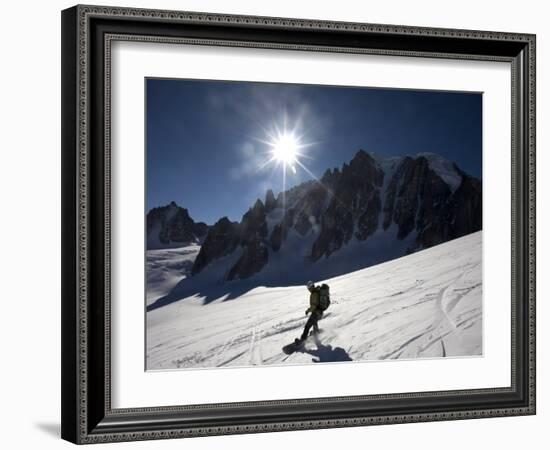 Snowboarder Enjoys Superb Spring Snow High on the Famous Valley Blanche Ski Run-David Pickford-Framed Photographic Print