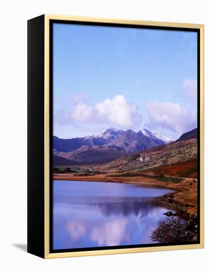 Snowdon Horseshoe Wales-null-Framed Premier Image Canvas