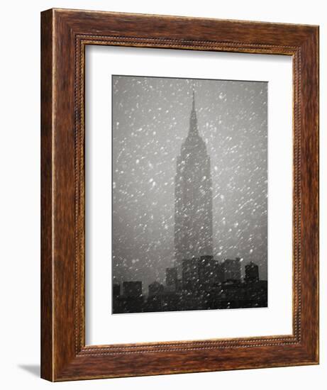 Snowfall in New York City-Christopher C Collins-Framed Premium Photographic Print