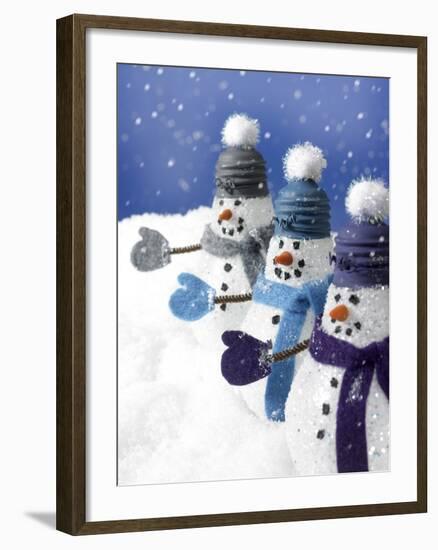 Snowmen in a Row-Gaetano-Framed Photographic Print