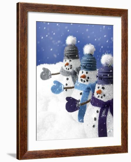 Snowmen in a Row-Gaetano-Framed Photographic Print