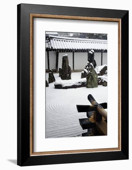 Snowy day in Tofuku-ji Temple rock garden, Kyoto, Japan, Asia-Damien Douxchamps-Framed Photographic Print