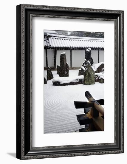 Snowy day in Tofuku-ji Temple rock garden, Kyoto, Japan, Asia-Damien Douxchamps-Framed Photographic Print