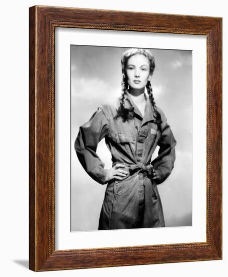 So Proudly We Hail, Veronica Lake, 1943-null-Framed Photo