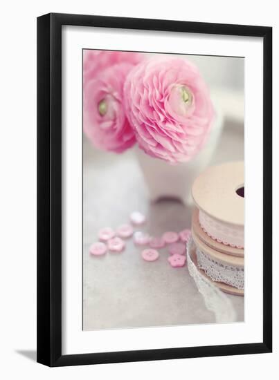 Softy Elegant I-Sarah Gardner-Framed Photographic Print