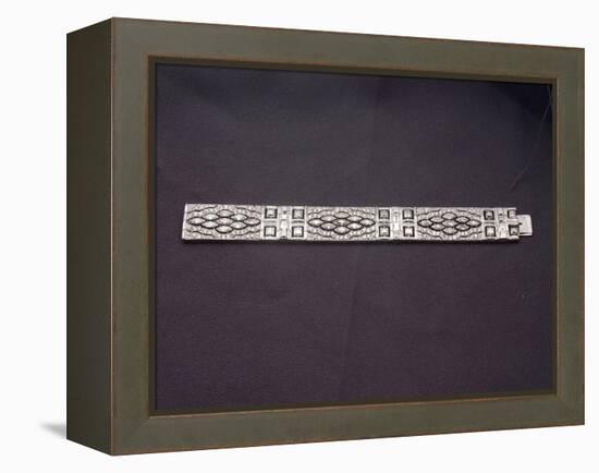 Sokol-Lacloche bracelet-null-Framed Premier Image Canvas