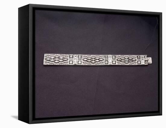 Sokol-Lacloche bracelet-null-Framed Premier Image Canvas