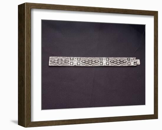 Sokol-Lacloche bracelet-null-Framed Photographic Print