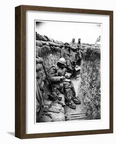 Soldier Eating in a Trench in the Champagne Region, 1916-Jacques Moreau-Framed Photographic Print