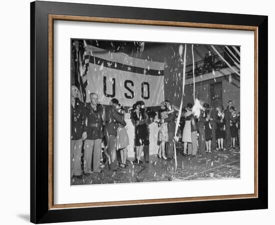 Soldiers Kissing their Brides after Being Married in a Mass Ceremony-null-Framed Photographic Print