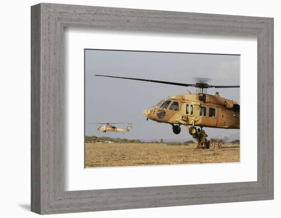 Soldiers Practice External Cargo Mounting on a Uh-60 Yanshuf of the Israel Air Force-Stocktrek Images-Framed Photographic Print