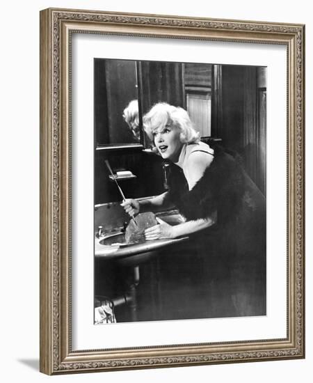 Some Like It Hot, Marilyn Monroe, 1959-null-Framed Photo