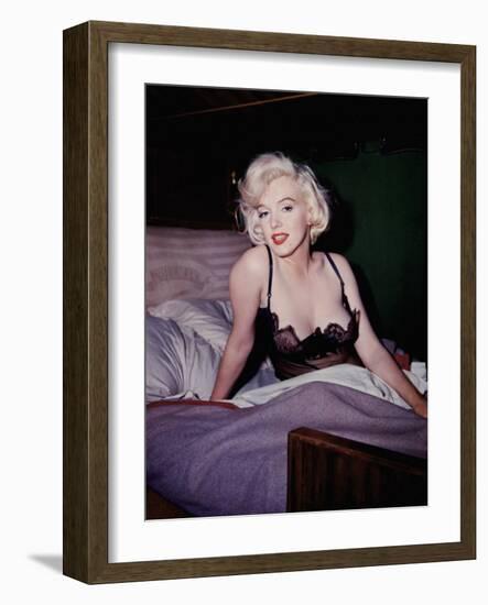 Some Like it Hot, Marilyn Monroe, 1959-null-Framed Premium Photographic Print