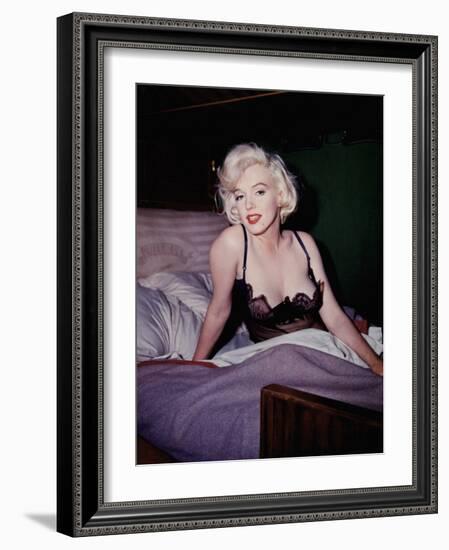 Some Like it Hot, Marilyn Monroe, 1959-null-Framed Premium Photographic Print