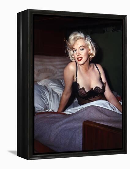 Some Like it Hot, Marilyn Monroe, Directed by Billy Wilder, 1959-null-Framed Stretched Canvas