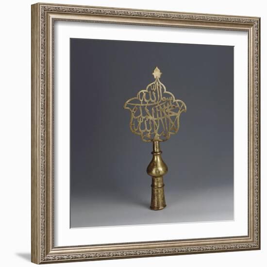 Sommet d'enseigne portant en ajouré l'inscription de la Chahâda-null-Framed Giclee Print