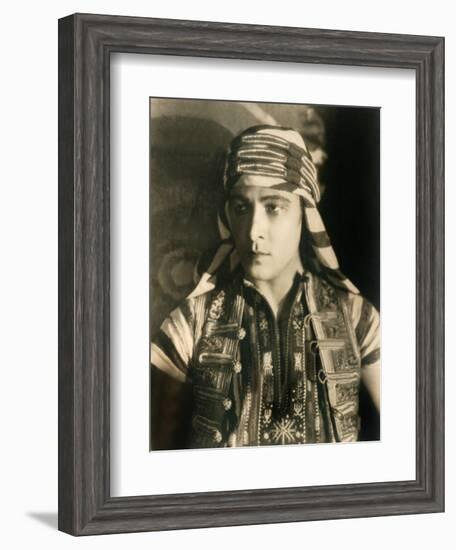 SON OF THE SHEIK, Rudolph Valentino, 1926-null-Framed Art Print